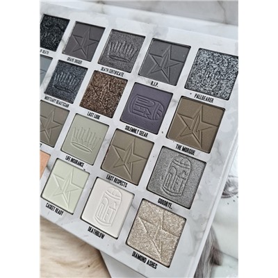 Палетка теней Jeffree Star — Cremated Palette 24 цв.