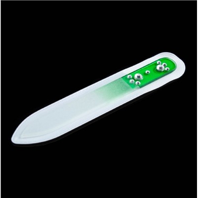 Стеклянная пилочка для ногтей с декором из страз зеленая