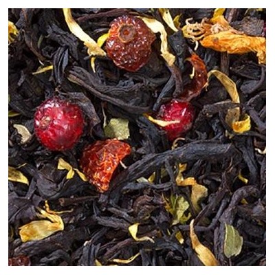 Ягодная поляна  Цейлонский чай, ягоды рябины, шиповник, лист малины, лепестки календулы с ароматом лесных ягод.
