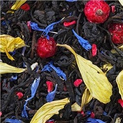 Граф Румянцев  Смесь цейлонского и индийского чая, ягод малины, красной смородины, лепестков василька и подсолнуха.