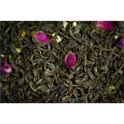 Шамаханская царица Зеленый чай с кусочками персика и бутонами роз, пропитанный  густым  ароматом спелых персиков, цветущих роз и сладкого винограда.
