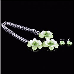 Комплект украшений подвеска + серьги " Fashion Jewelry " зеленый цветы