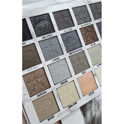 Палетка теней Jeffree Star — Cremated Palette 24 цв.