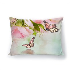 Подушка декоративная с 3D рисунком "Полет бабочки"