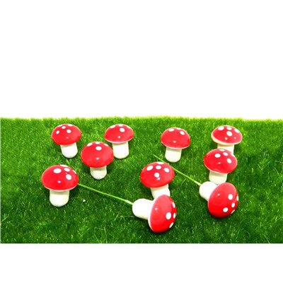 Муляж гриба "Мухомор" d-1,5 см,10 шт. красный